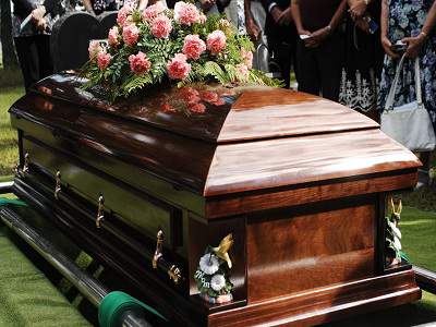 Почему организовывать похороны лучше через ритуальные услуги?